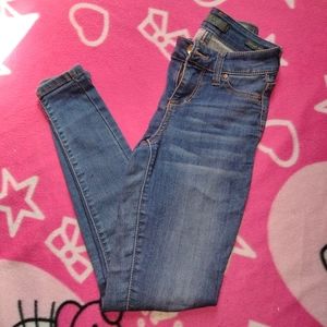 Mid-rise ankle skinny